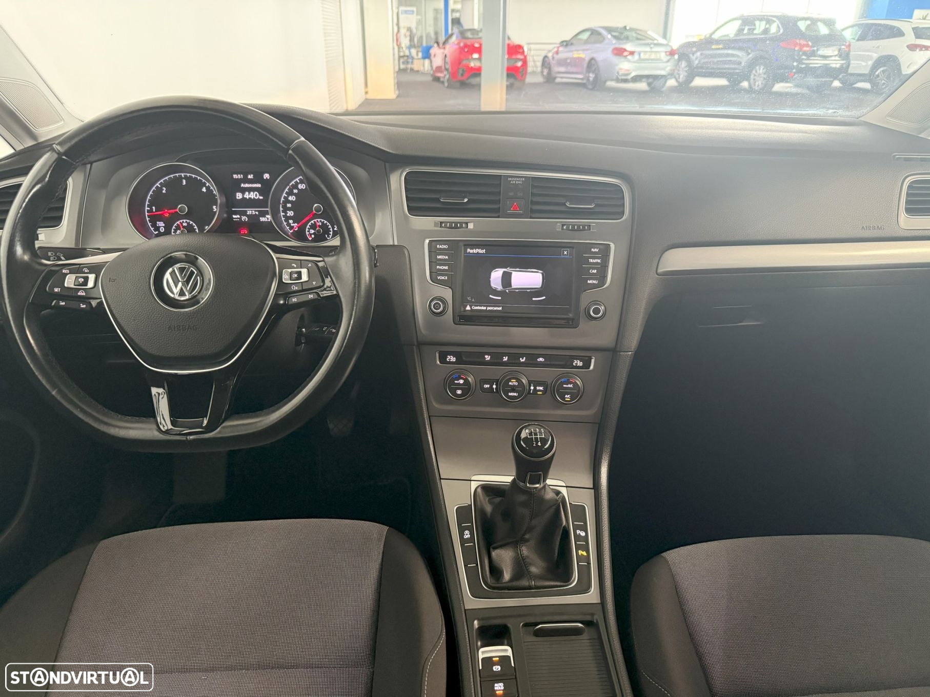 VW Golf Variant 1.6 TDi Confortline - 14