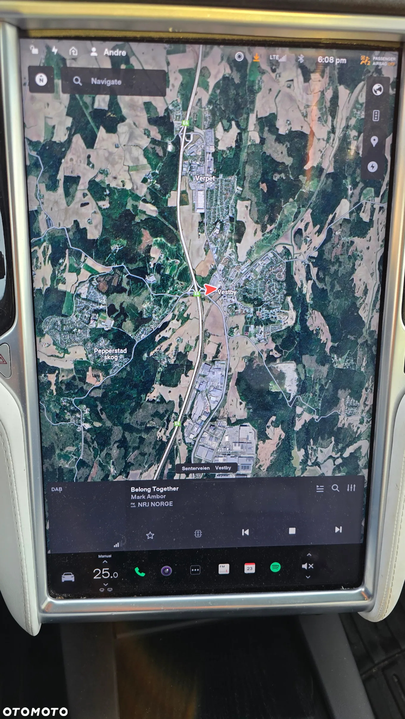 Tesla Model X Long Range Plus - 16