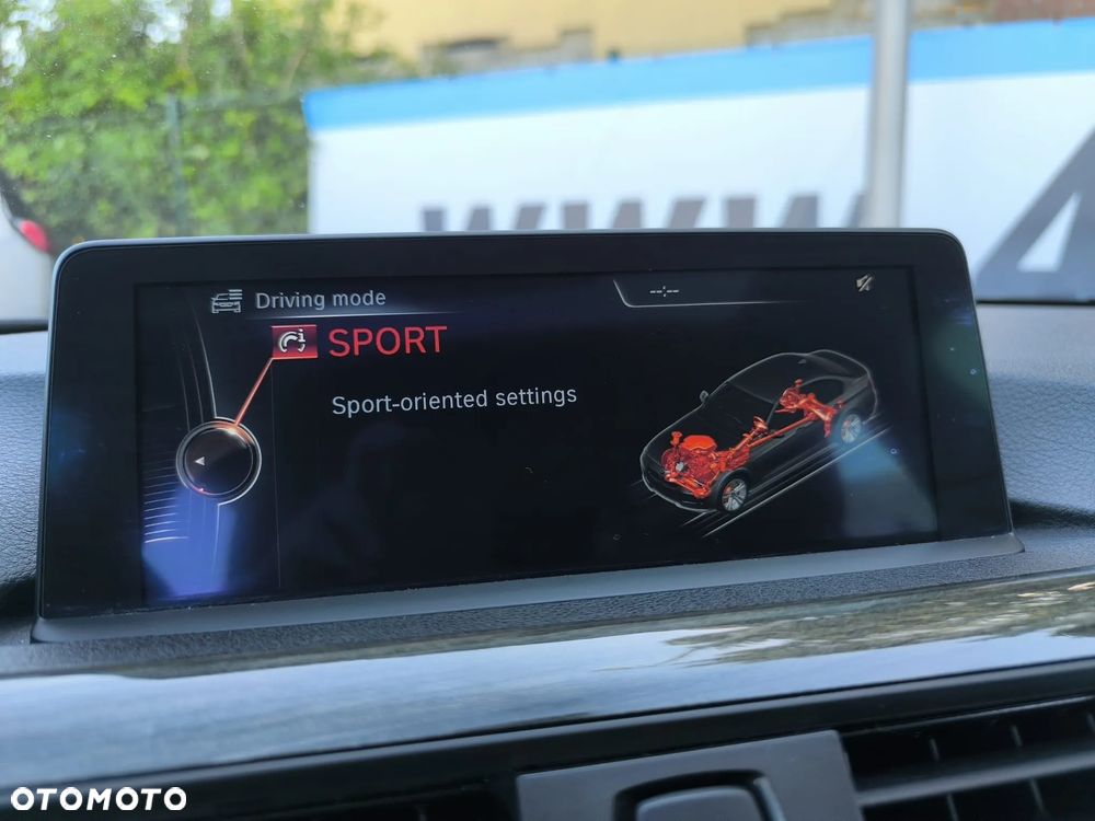 BMW Seria 3 335i xDrive Edition Sport - 22