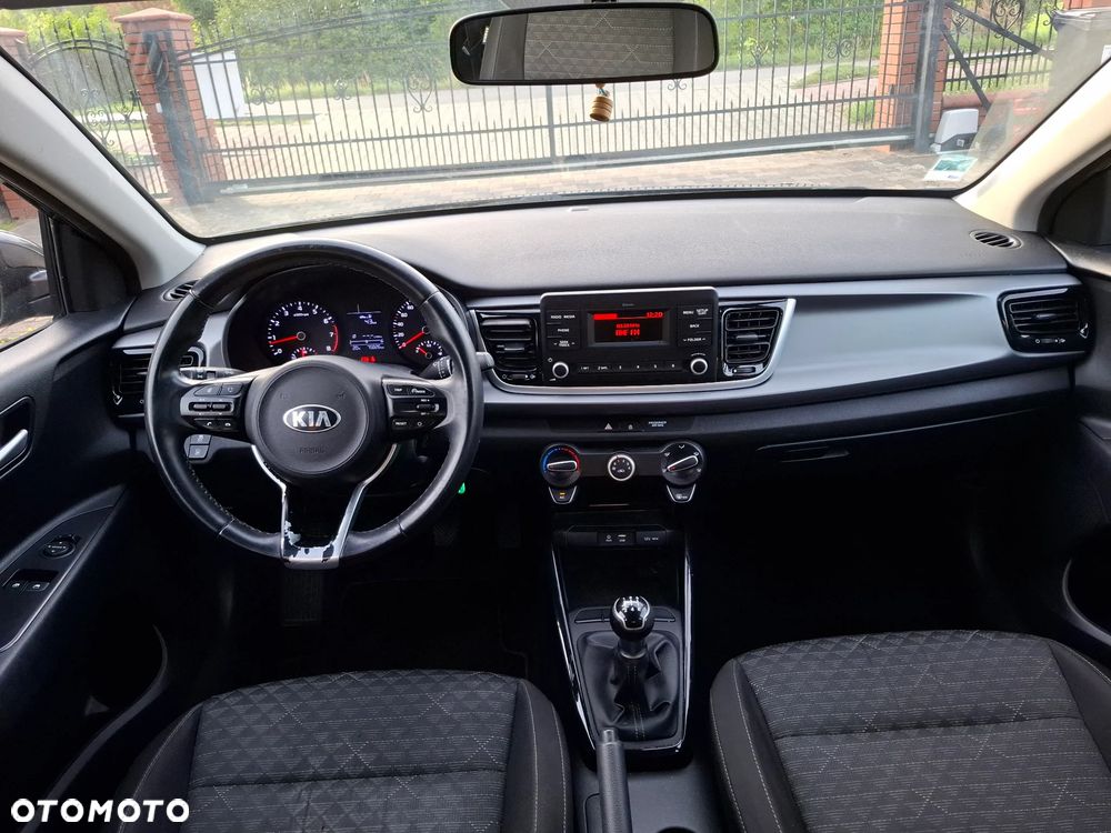 Kia Rio - 14