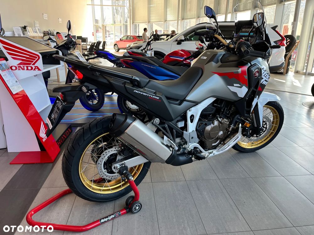 Honda CRF - 8