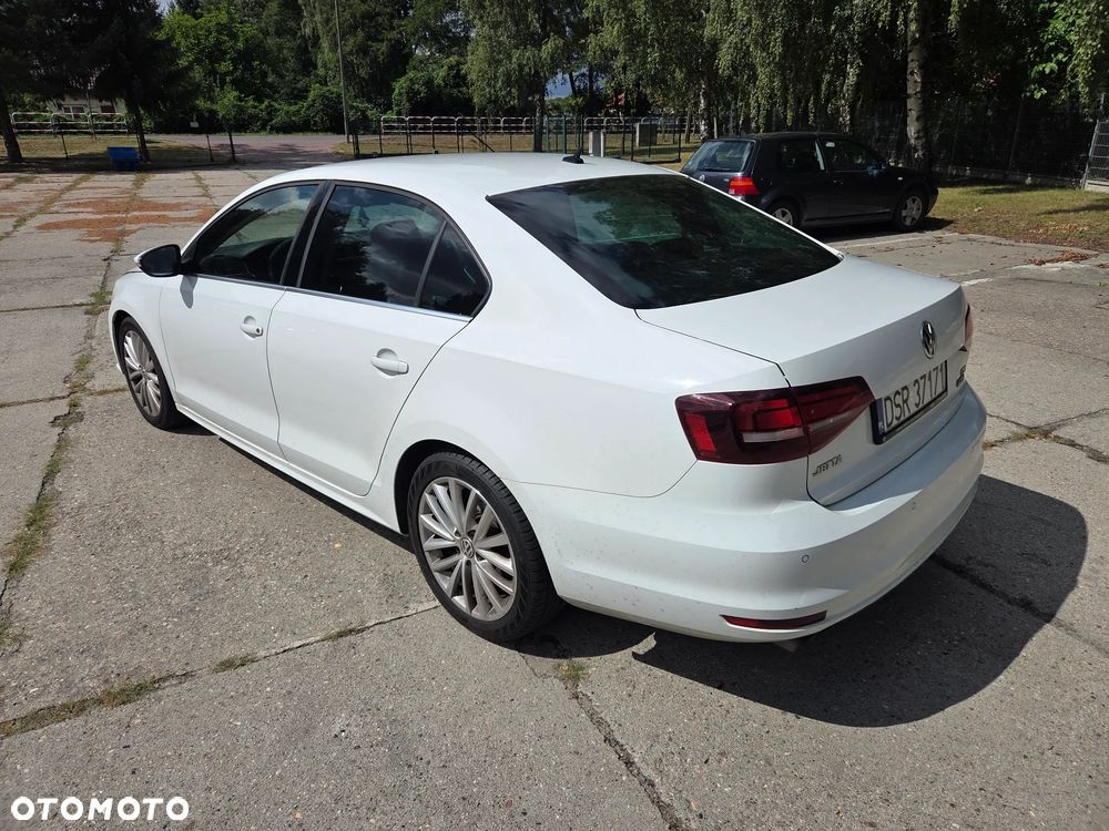 Volkswagen Jetta 1.4 TSI DSG BlueMotion Technology - 8