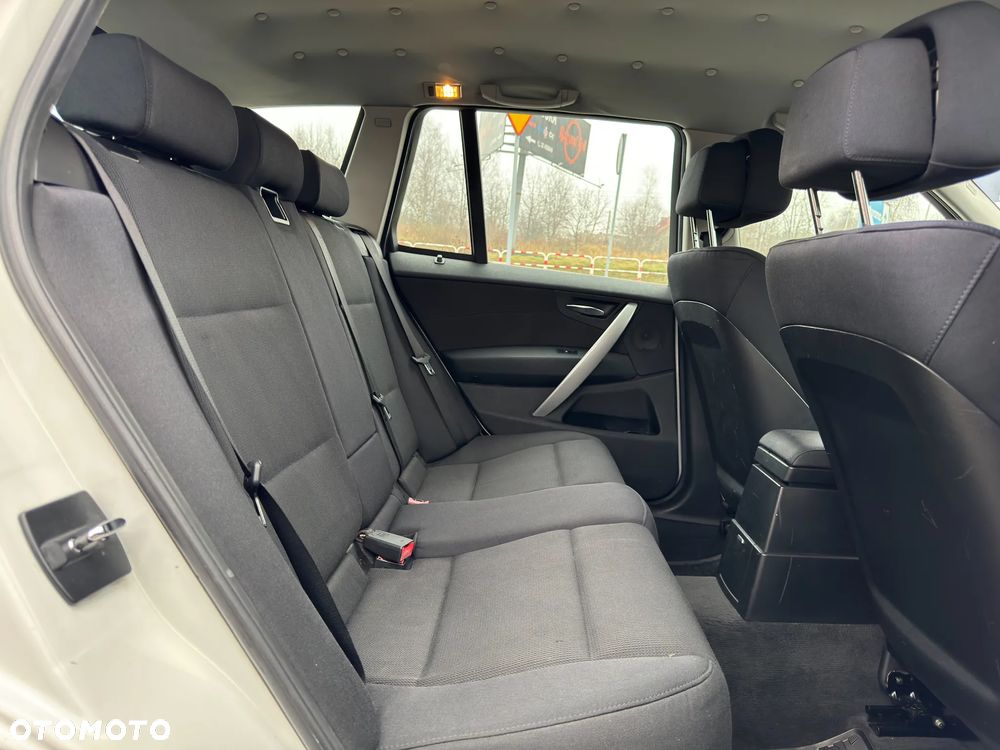 BMW X3 xDrive20d - 23