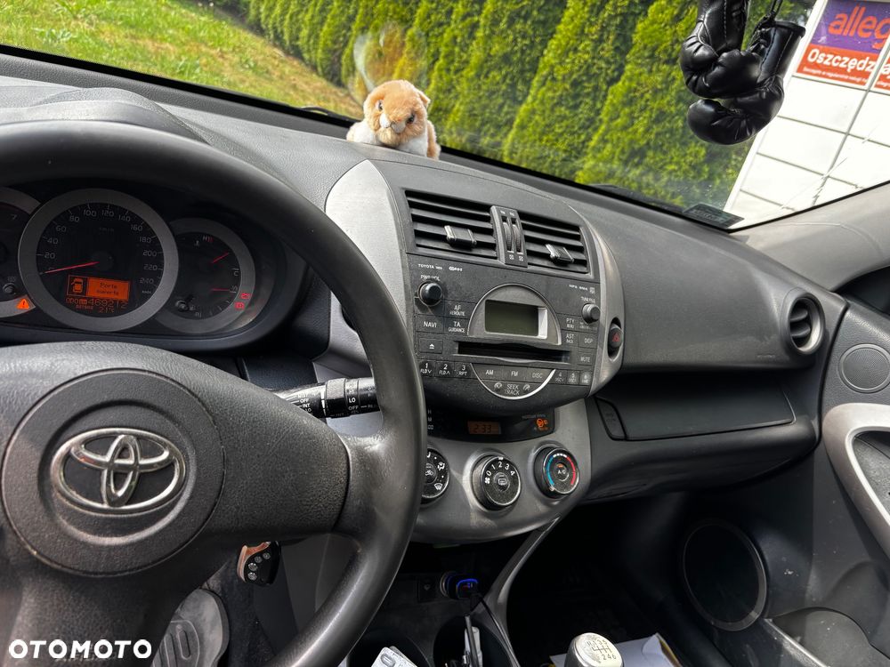 Toyota RAV4 2.2 D-4D Luna - 8