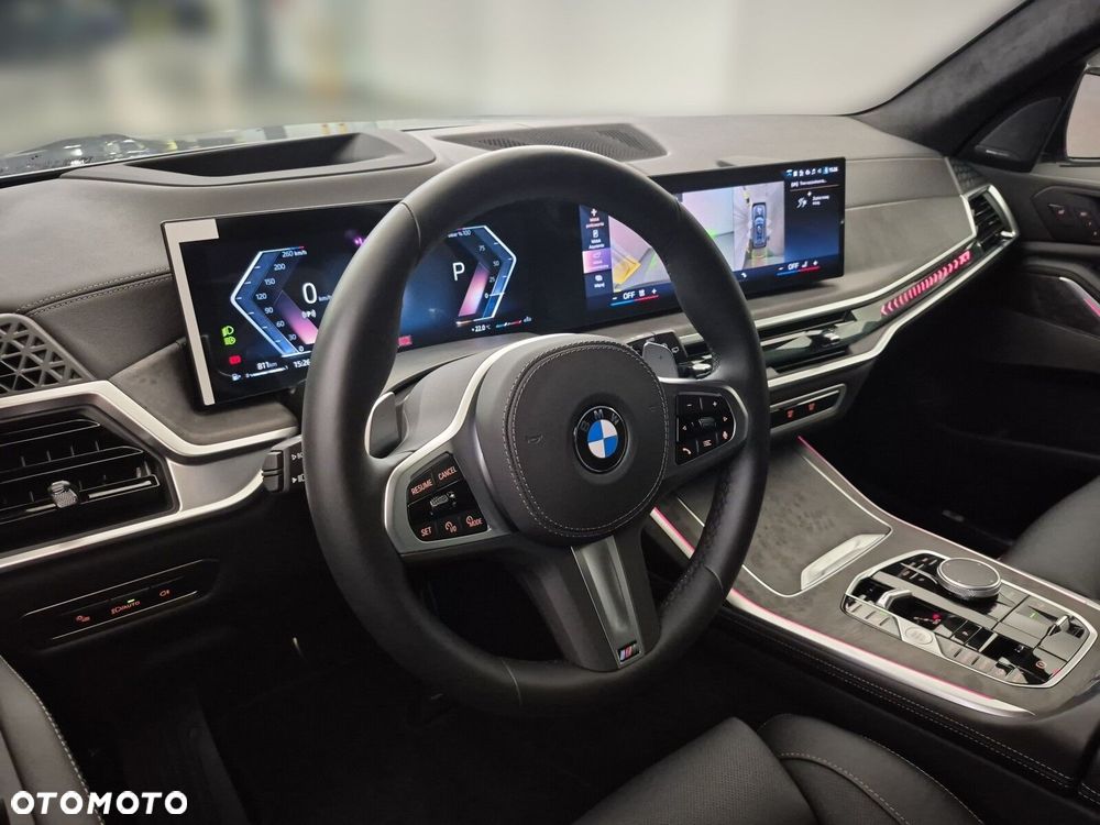 BMW X7 - 11
