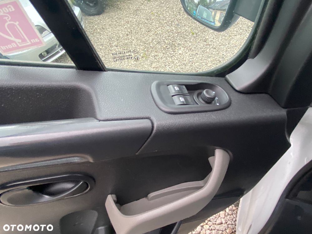 Renault Master - 9