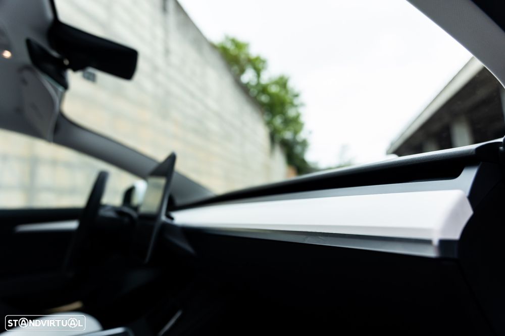 Tesla Model 3 Long Range AWD Dual Motor Performance - 21