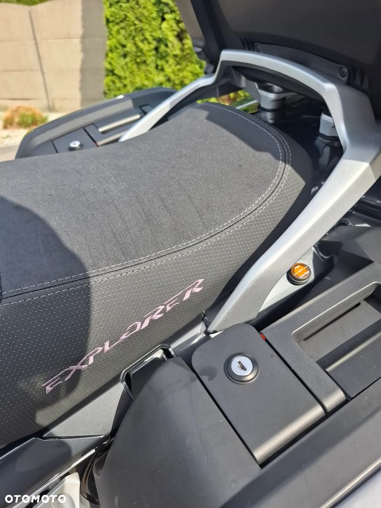 Yamaha FJR - 17