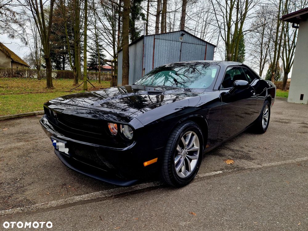 Dodge Challenger - 1