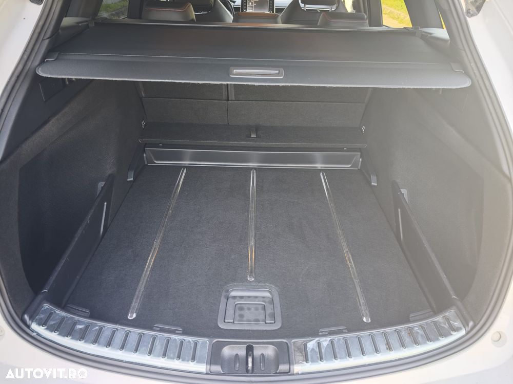 Toyota Corolla 1.8 HSD Exclusive interior Negru - 39