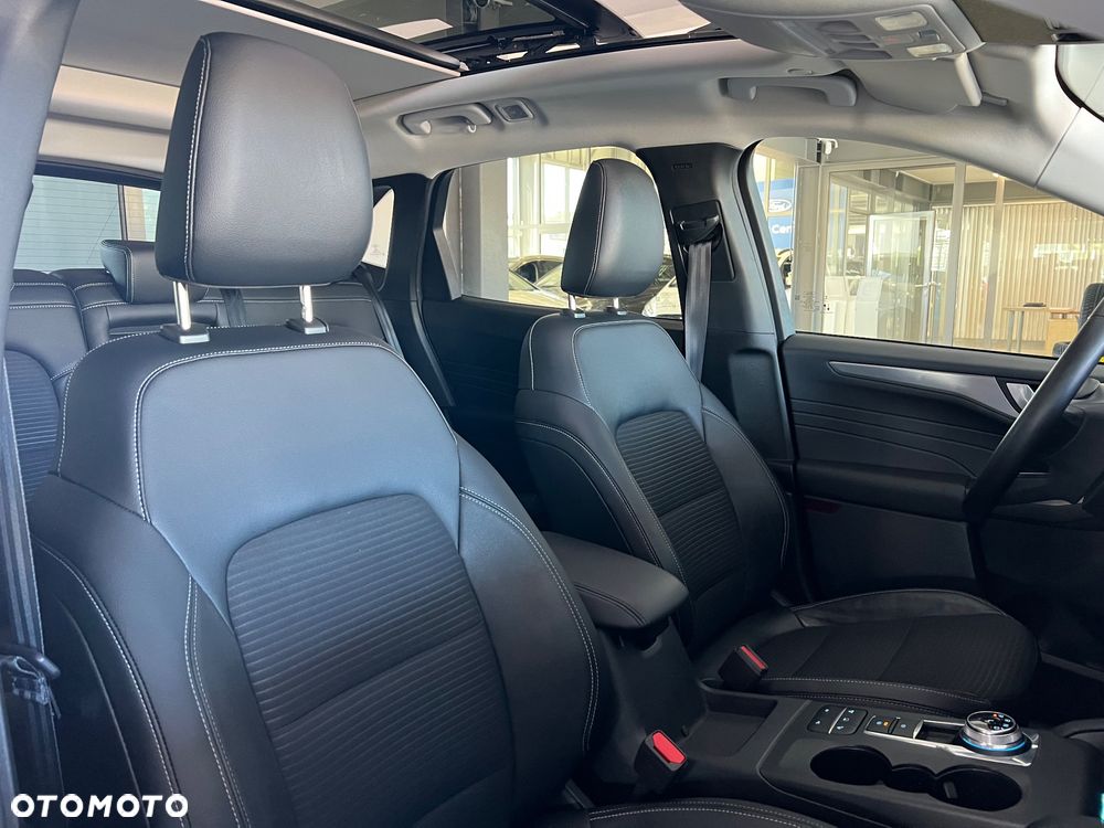 Ford Kuga 2.5P PHEV FWD Titanium X - 40