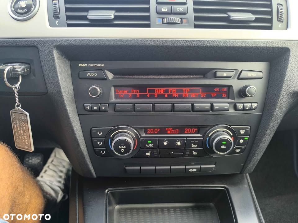 BMW Seria 3 318d DPF - 8