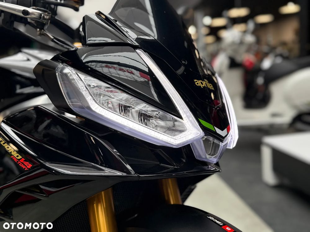 Aprilia Tuono - 12