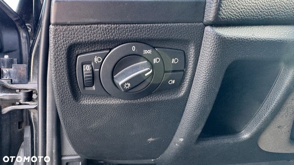 BMW Seria 1 118d DPF - 28