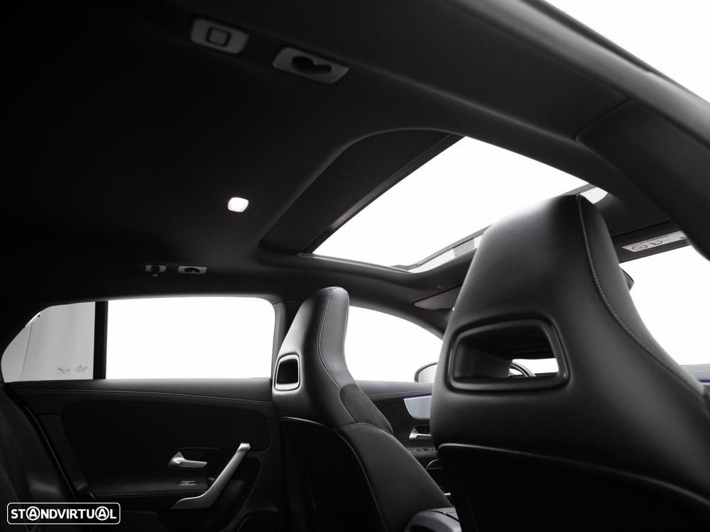 Mercedes-Benz CLA 250 e 8G-DCT AMG Line - 14