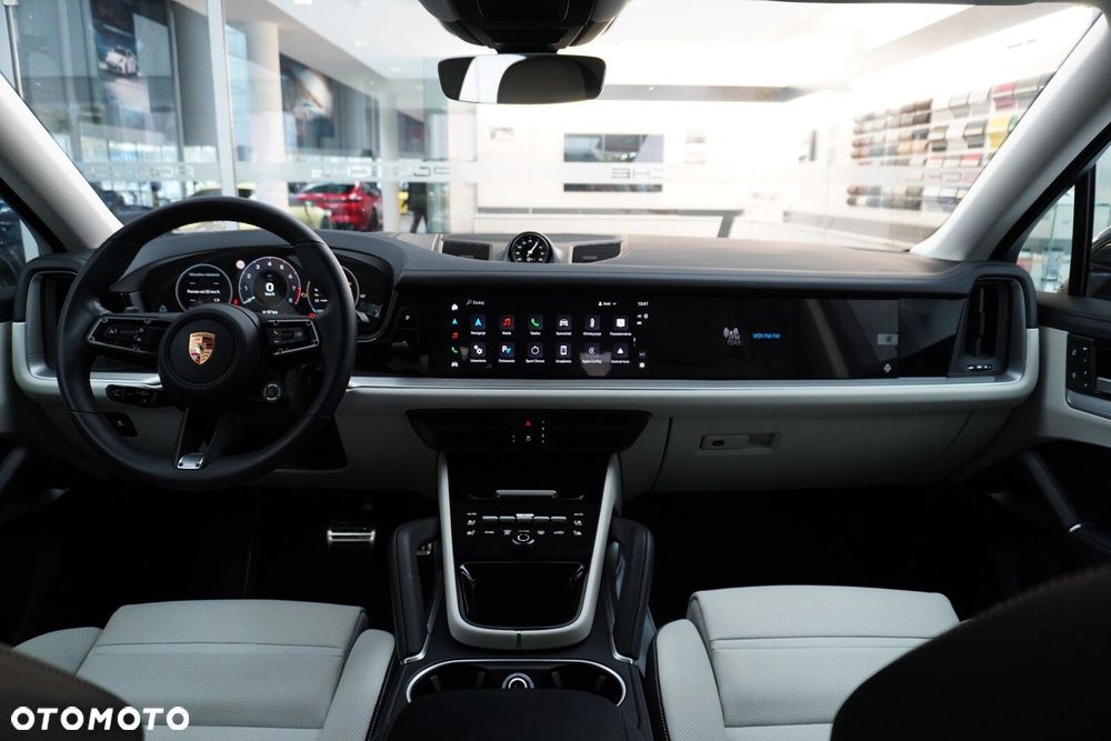 Porsche Cayenne - 13