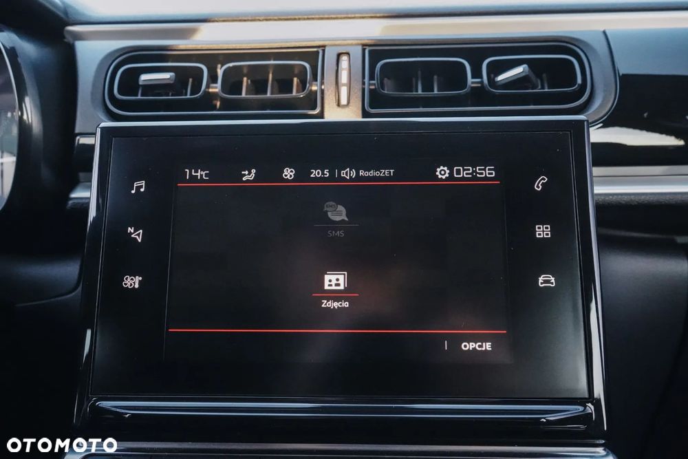 Citroën C3 1.2 PureTech Shine - 28