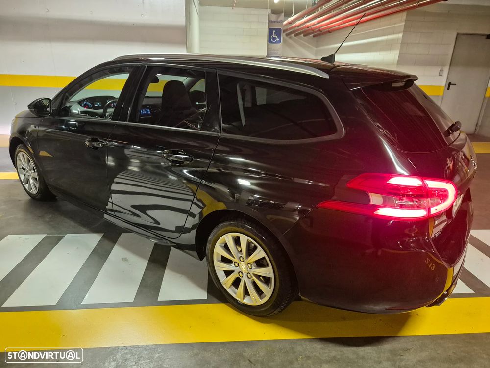 Peugeot 308 SW 1.6 BlueHDi Style - 24