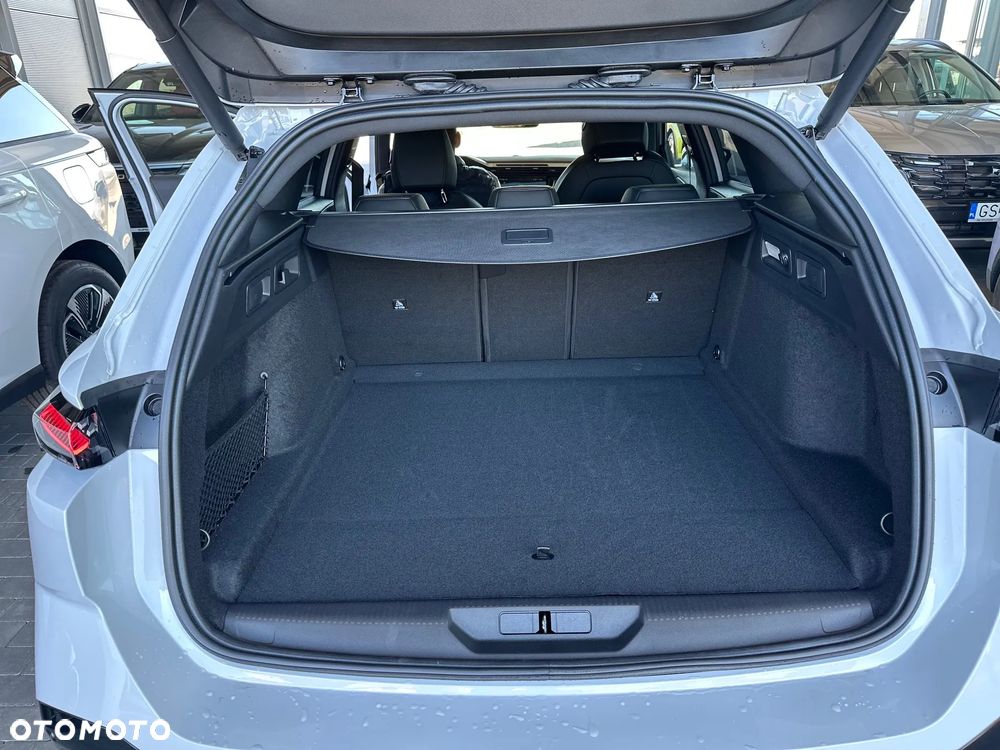 Peugeot 308 1.5 BlueHDi GT Exclusive S&S EAT8 - 20