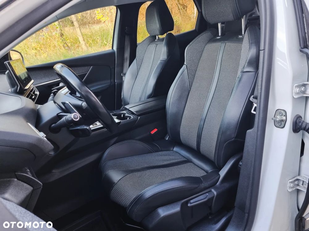 Peugeot 3008 1.5 BlueHDi Allure Pack S&S EAT8 - 7