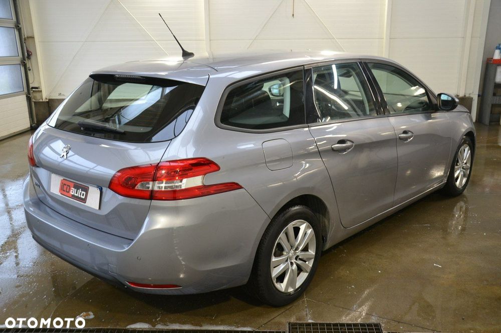 Peugeot 308 - 7