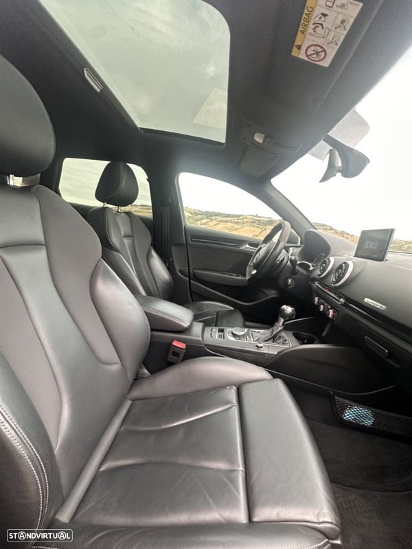 Audi RS3 Sportback 2.5 TFSI quattro S tronic - 5
