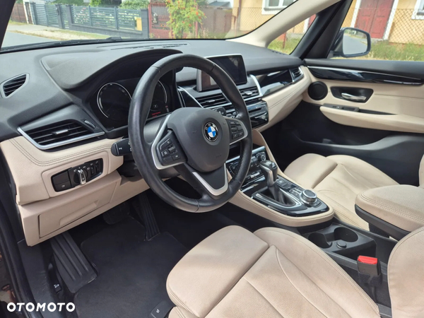 BMW Seria 2 218i Active Tourer Luxury Line