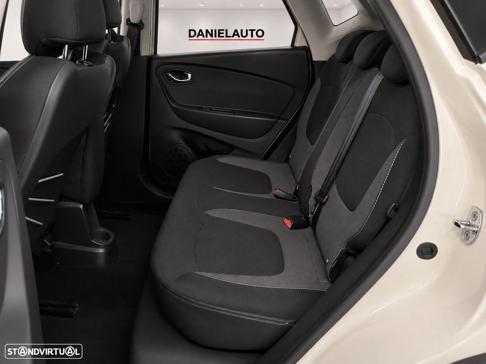 Renault Captur 1.2 TCe Exclusive XMOD EDC - 4