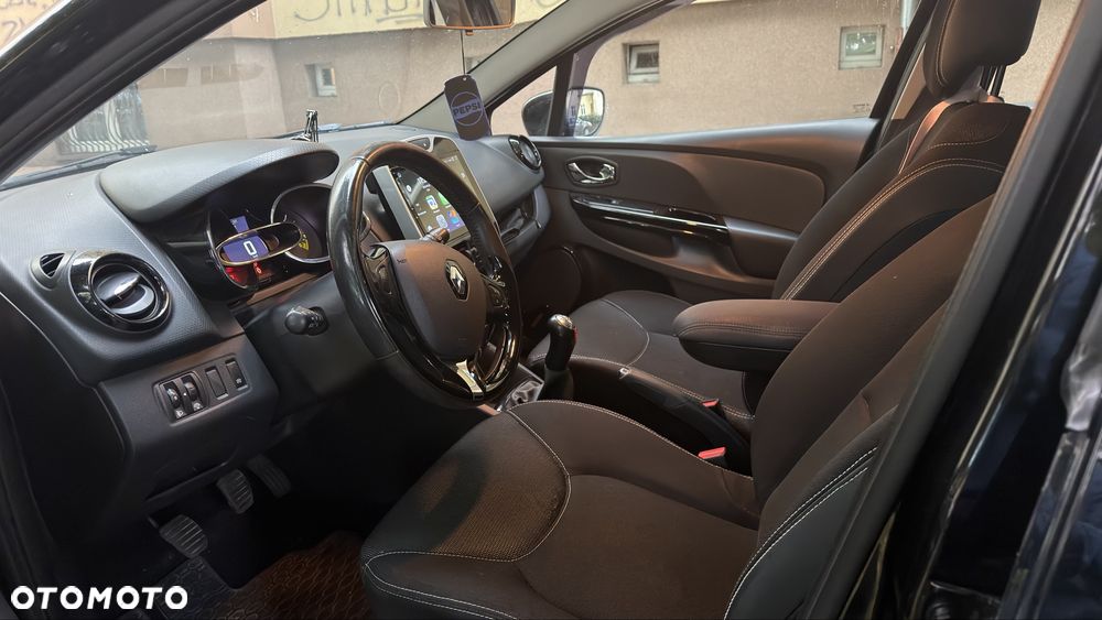 Renault Clio - 8