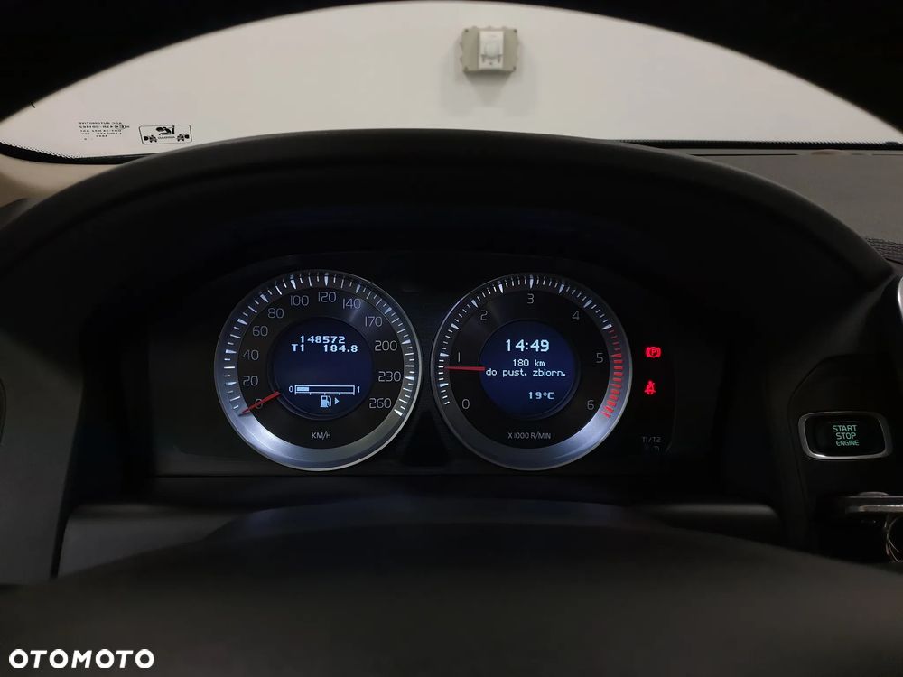 Volvo XC 60 - 8