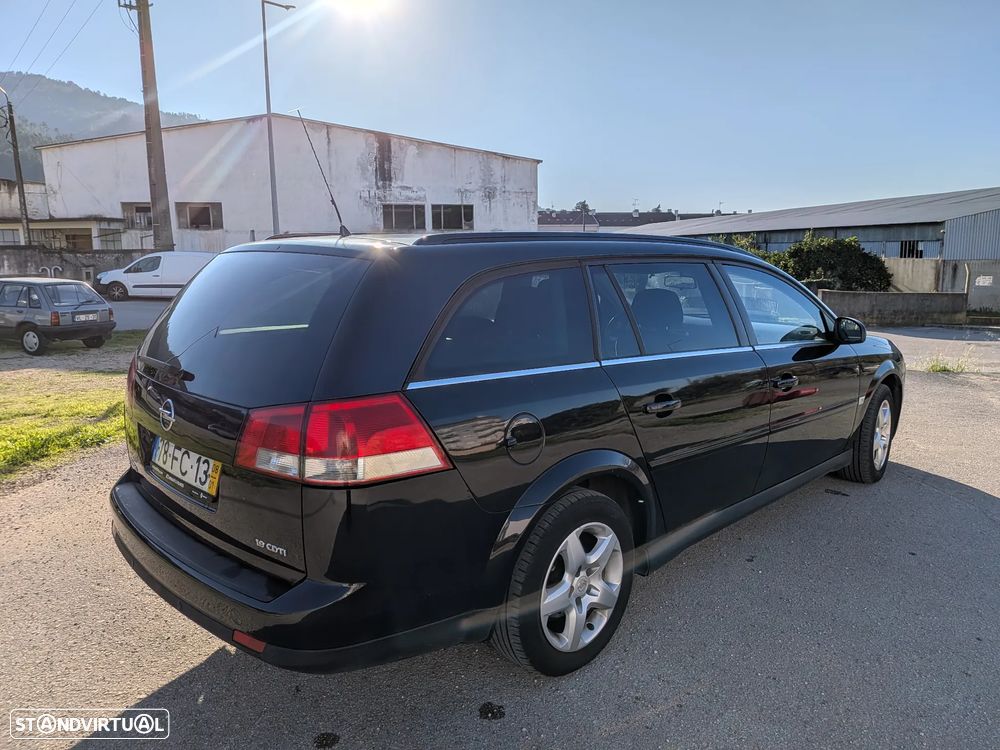 Opel Vectra Caravan 1.9 CDTi Executive - 10