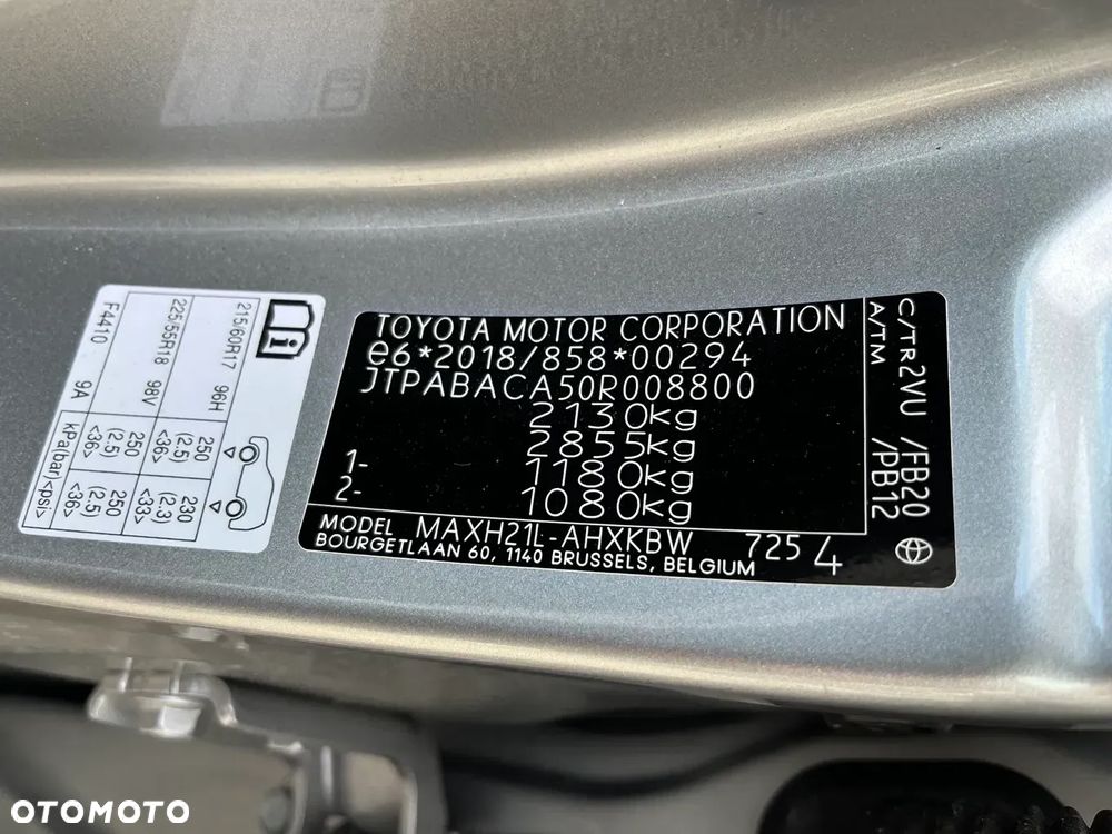 Toyota C-HR - 16