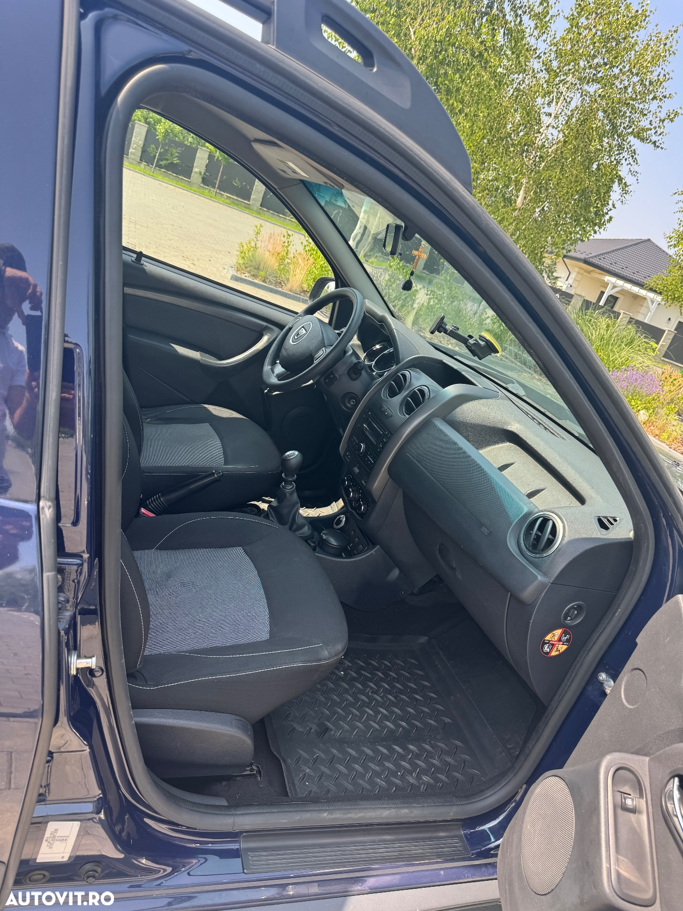Dacia Duster 1.5 dCi 4x4 Laureate - 11