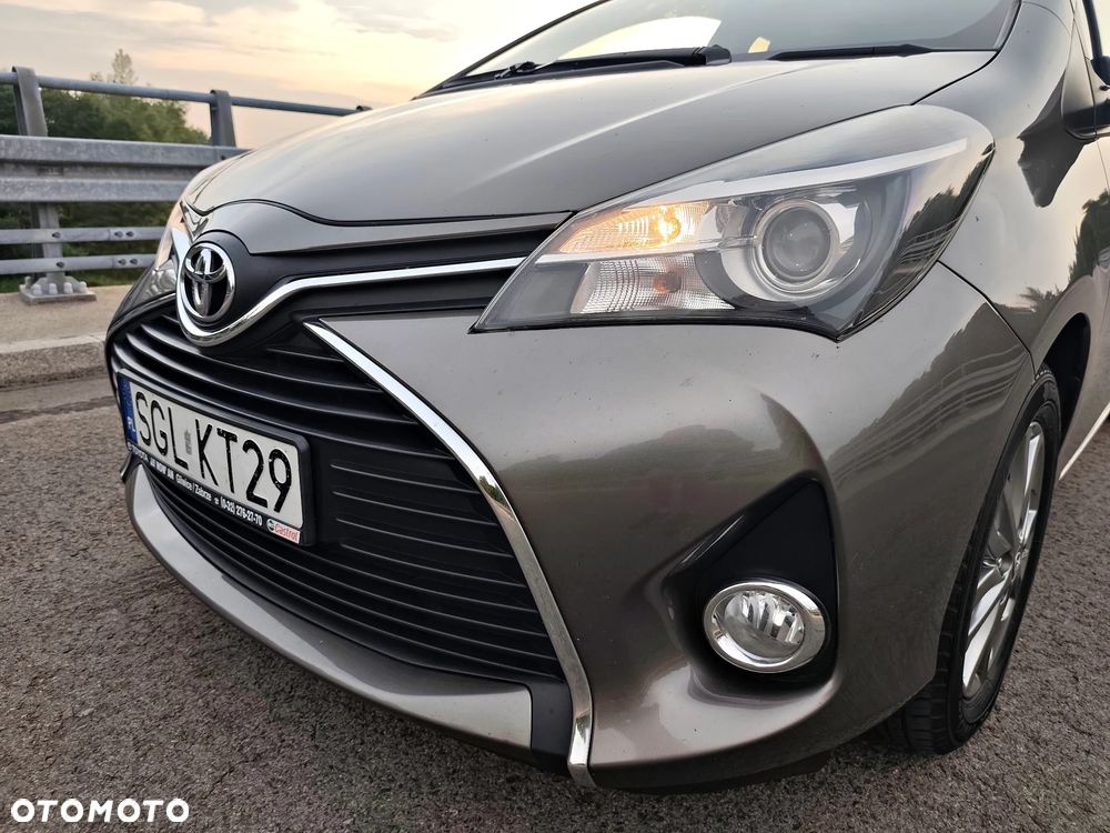 Toyota Yaris 1.33 Premium - 12