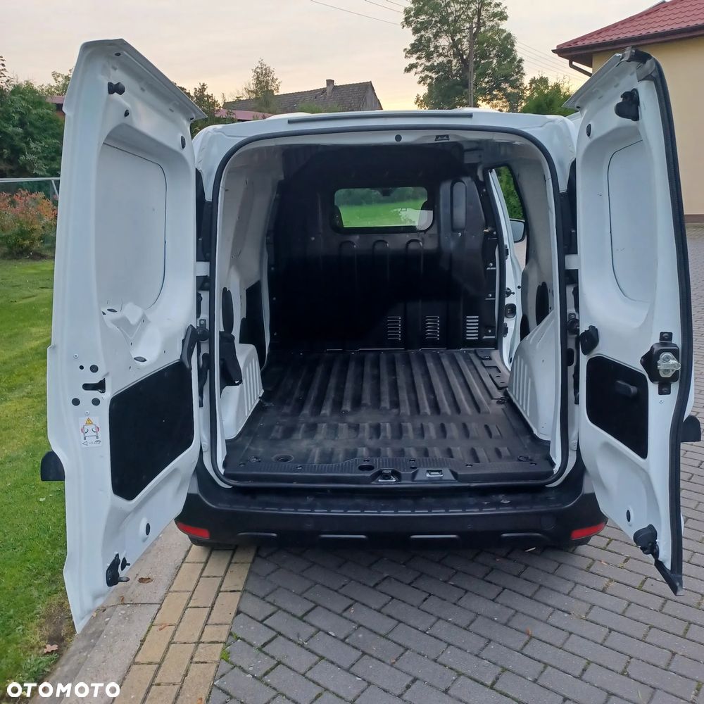 Renault Kangoo Express - 11