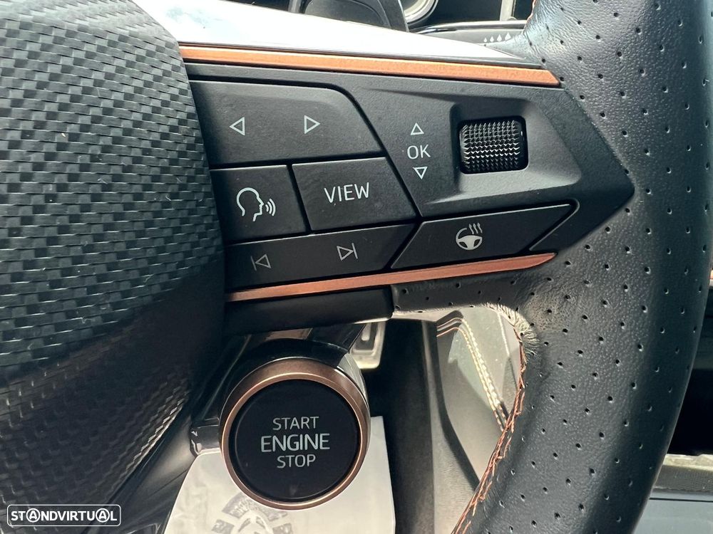 Cupra Formentor 1.5 e-Hybrid DSG - 17