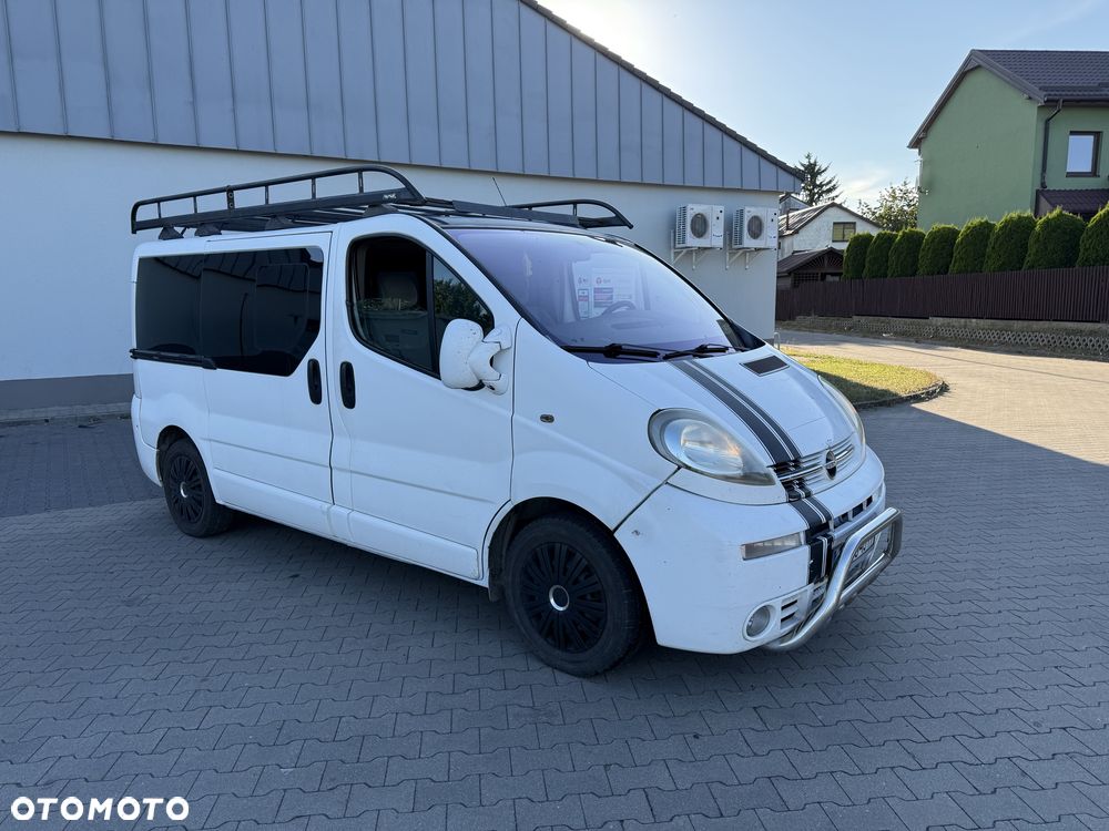 Opel Vivaro - 2