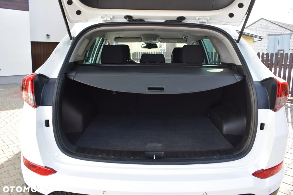 Hyundai Tucson 1.6 Turbo 2WD Navi - 9