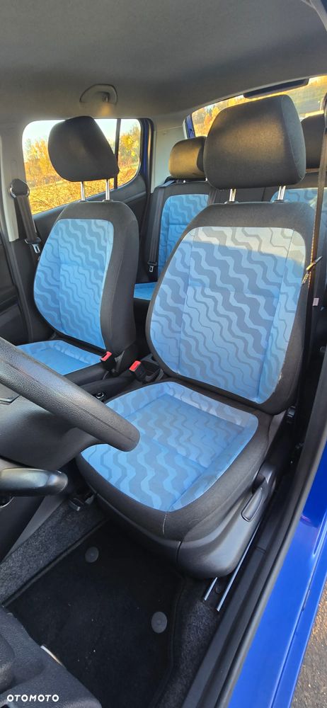 Skoda Fabia 1.2 HTP Active - 18