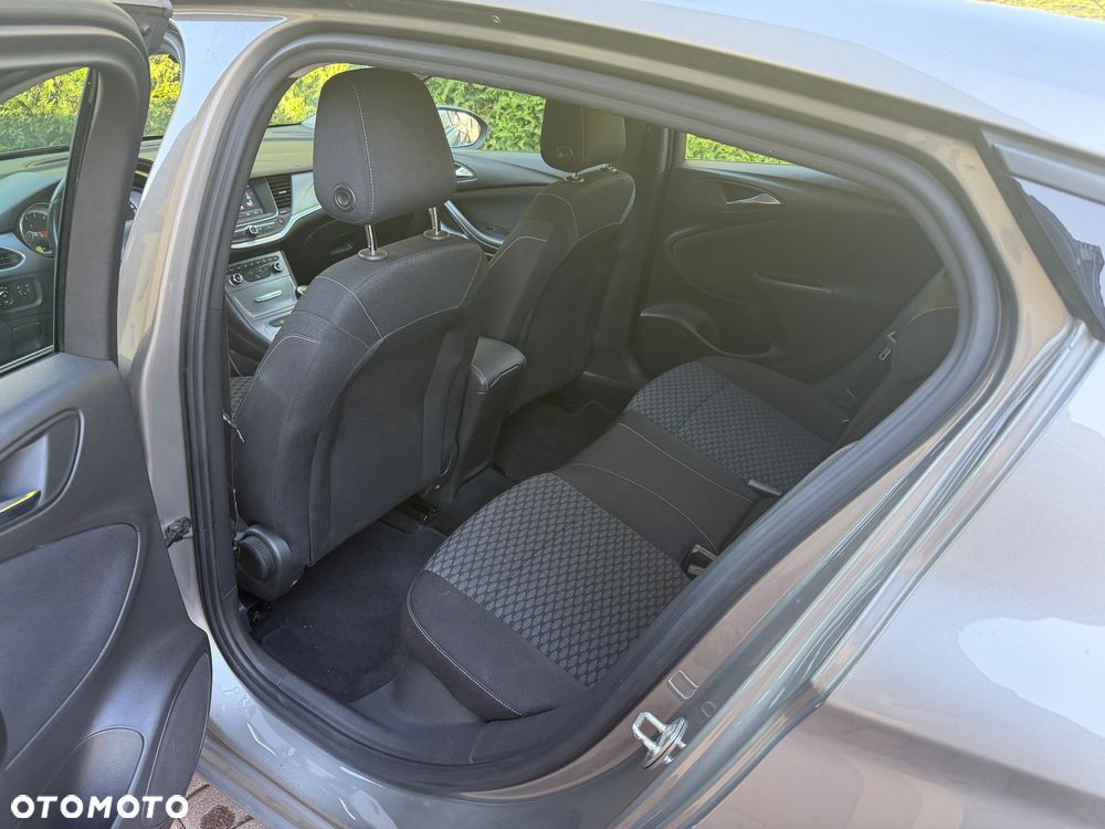 Opel Astra 1.4 Turbo Dynamic - 25