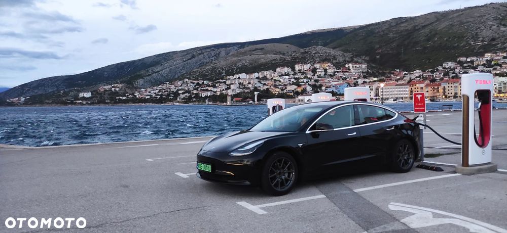 Tesla Model 3 Standard Range Plus - 22