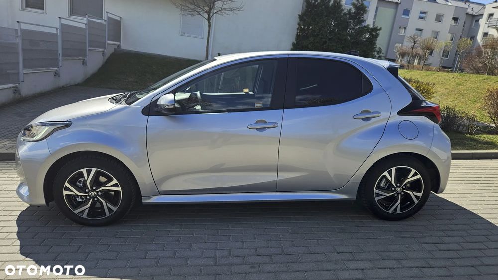 Toyota Yaris Hybrid 1.5 Style - 4