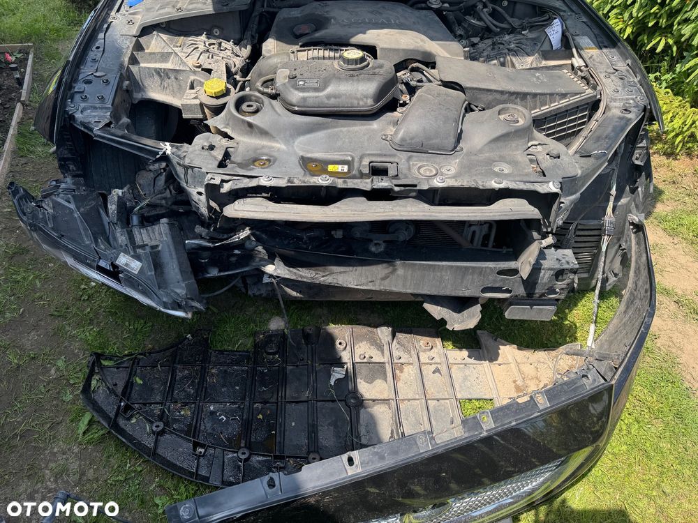 Jaguar XJ 3.0 D V6 LWB Premium Luxury - 6