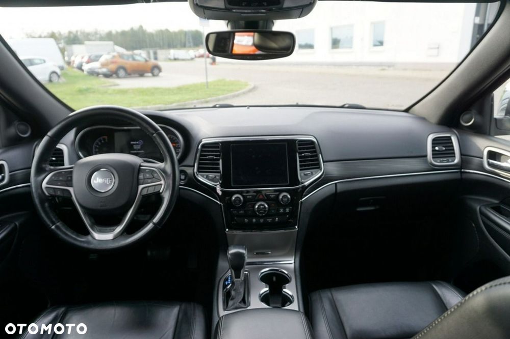 Jeep Grand Cherokee - 13