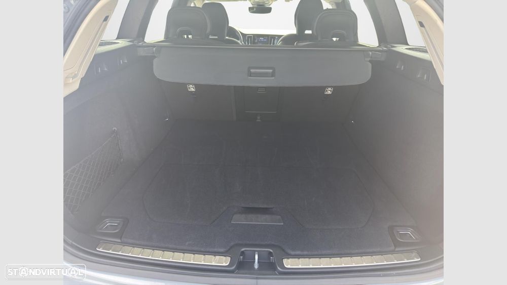 Volvo V60 2.0 T6 AWD TE Core - 15
