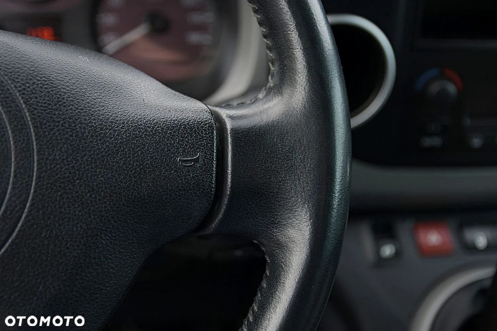 Citroën Berlingo 1.6 HDi 110 FAP Multispace Exclusive - 32