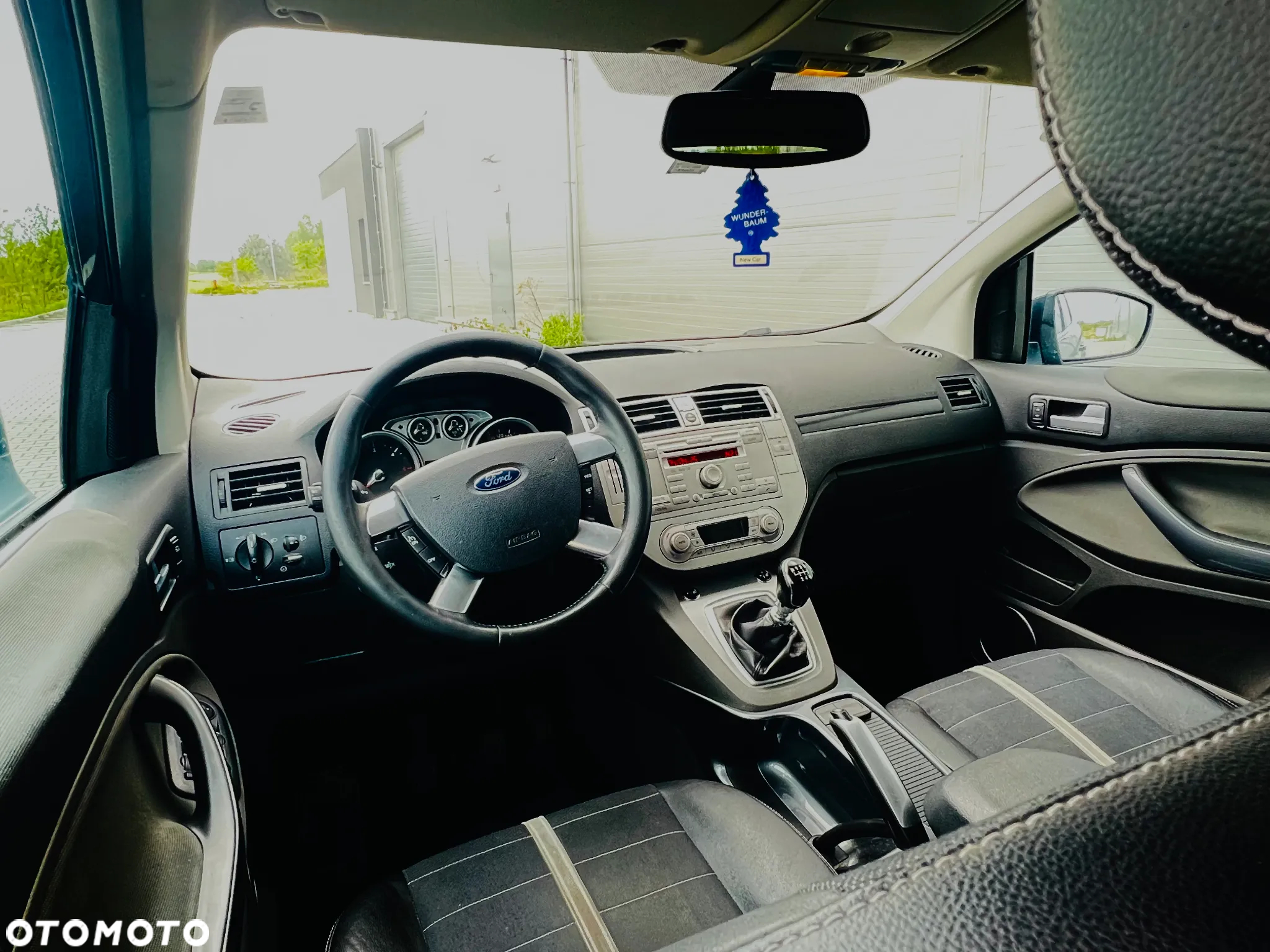 Ford Kuga 2.0 TDCi 4x4 Titanium - 8