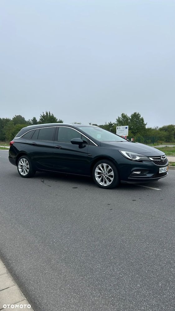 Opel Astra V 1.6 CDTI Dynamic S&S - 2