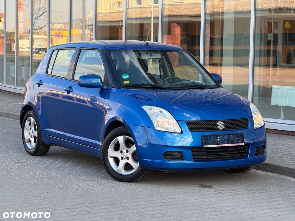 Suzuki Swift - 1