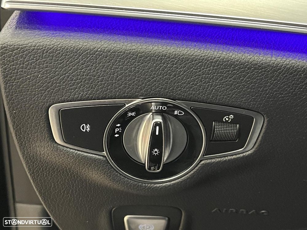 Mercedes-Benz E 300 - 22